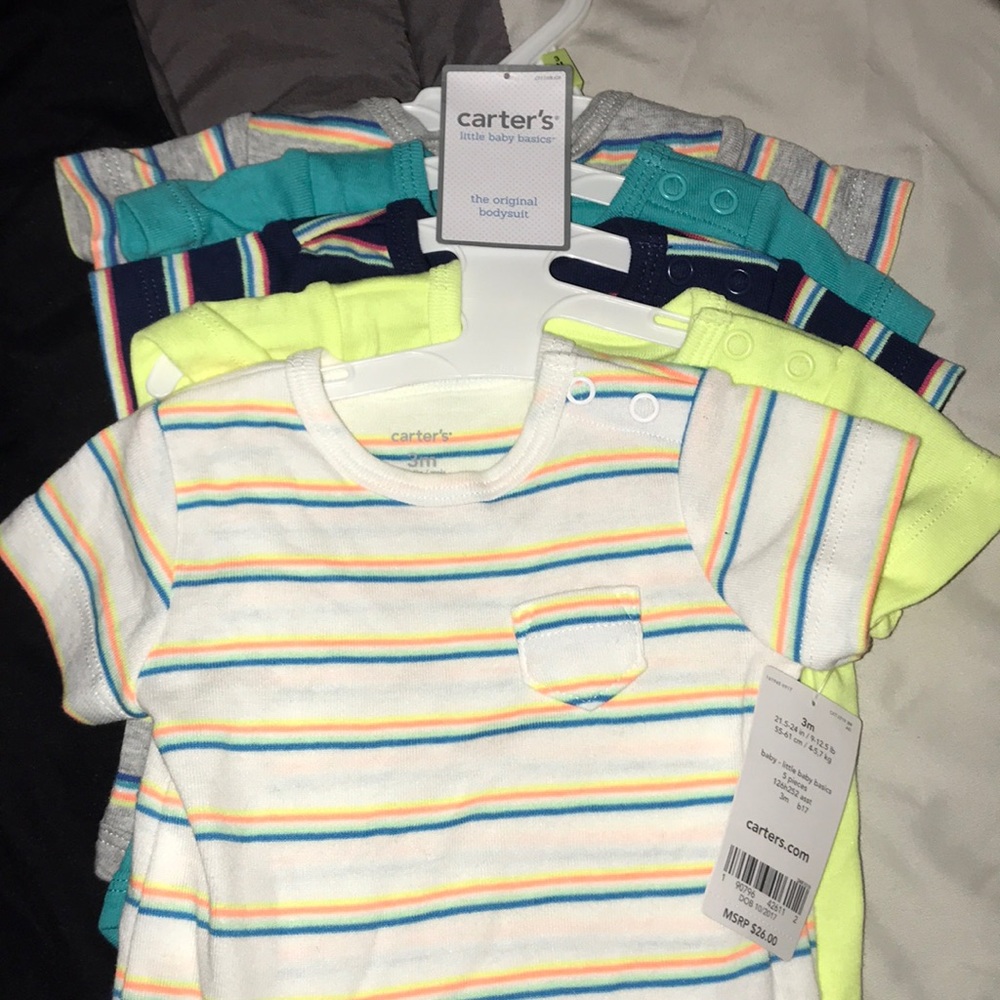 Carters 5 Pack original body suit size 3 Months